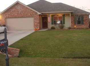 18 W Spruce, Sumrall, MS 39482