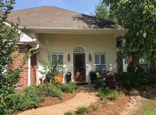 624 Summer Pl, Flowood, MS 39232