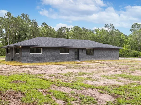 4207 Oakwood Dr, Lufkin, TX 75901