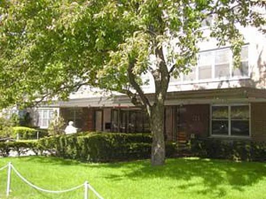 Sold by Griffith Real Estate | media 8