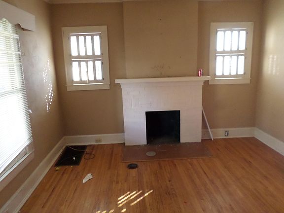 2nd image of 2927 Orlando St