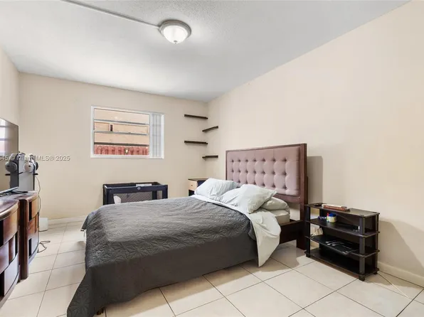 9960 SW 88th St #614-6, Miami, FL 33176