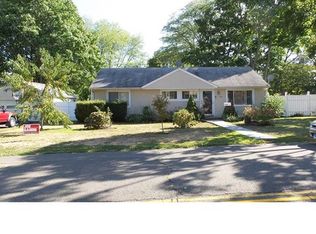 173 Jourmire Rd, Bridgeport, CT 06606