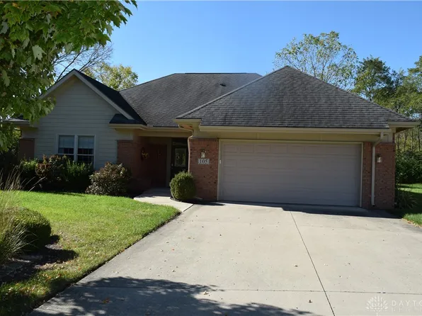 105 Rebecca Cir, Englewood, OH 45322