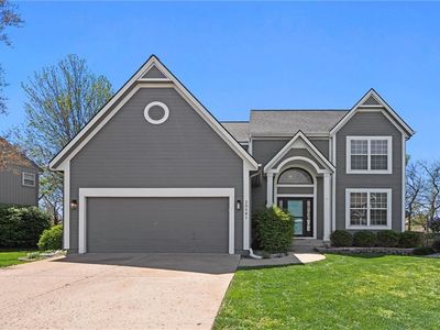 20581 W 220th St, Spring Hill, KS, 66083