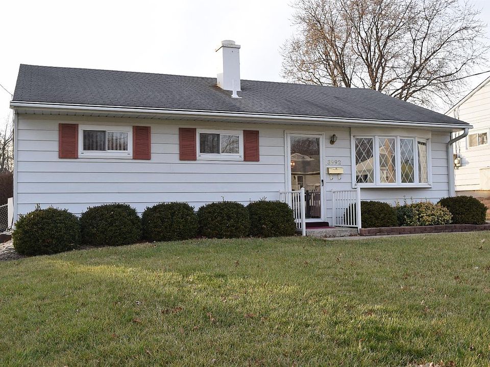 1st image of 3992 Mantell Ave