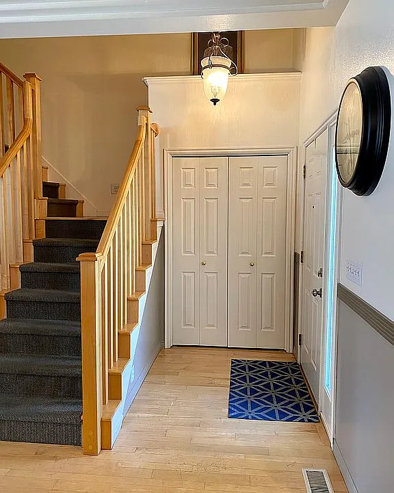 Entry closet