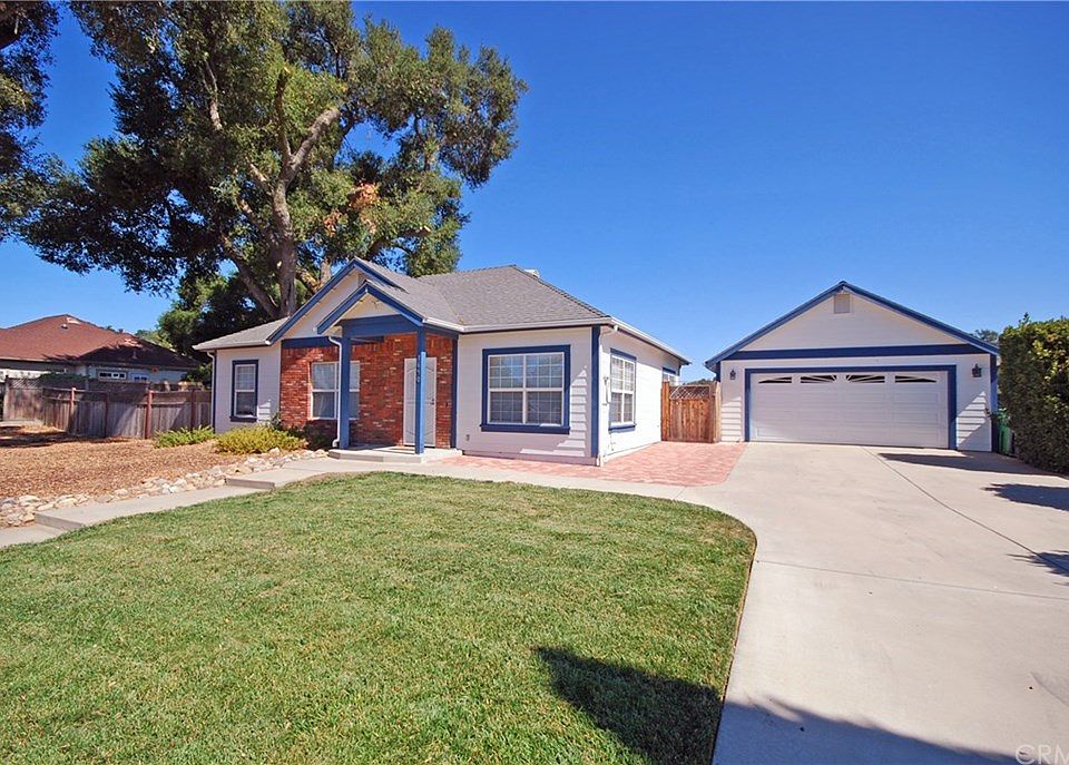 2nd image of 1690 Mirasol Way