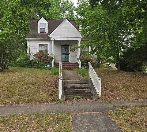 3rd image of 519 Patrick Ave