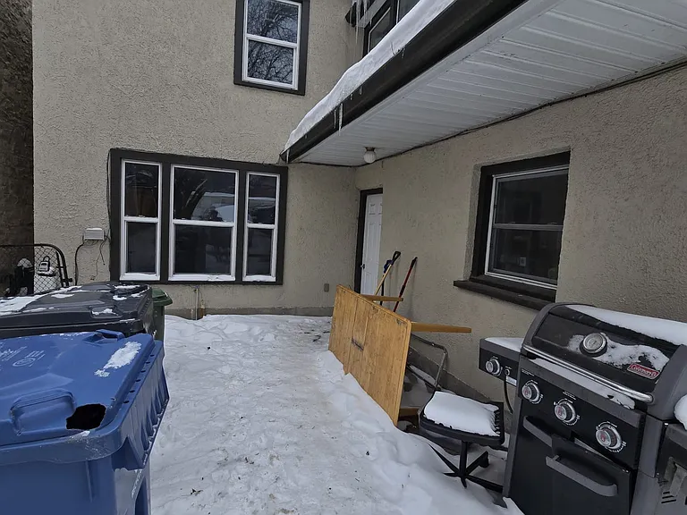 9 Waterloo Ave #1 — Photo 15