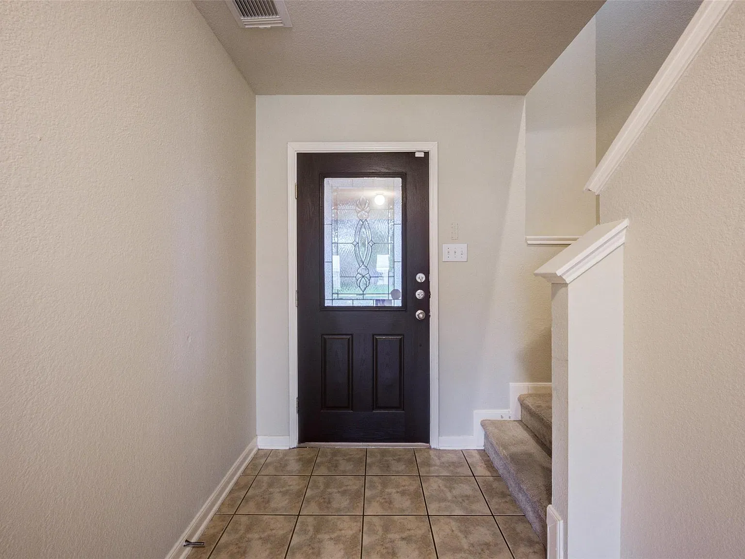 4 bed, 3.0 bath, 2847 sqft, $2,450 — Photo 4