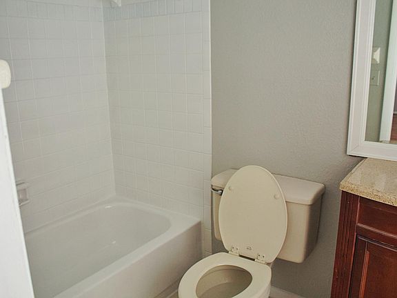 4th image of 3933 Dijon Dr #L