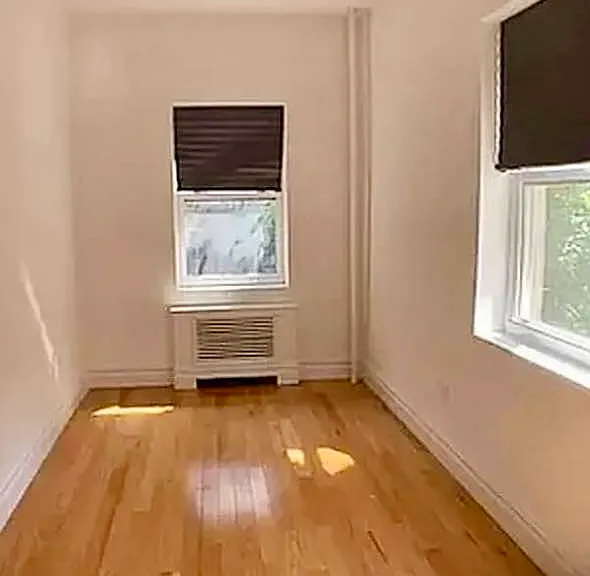 258 E 78th St #3D — Photo 4