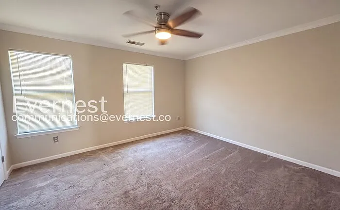 13901 Ascott Dr — Photo 9