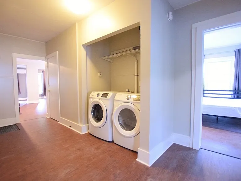 1002 N Aurora St — Photo 134