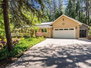13511 N Meadow View Dr, Grass Valley, CA 95945