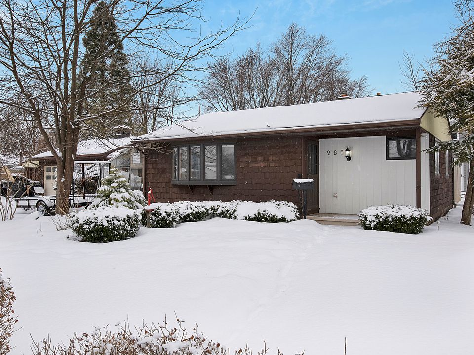 1st image of 985 Highland Ave