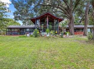 10134 White Trout Ln, Tampa, FL 33618