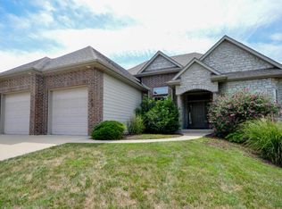 4702 Silver Cliff Dr, Columbia, MO 65203