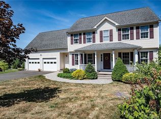 74 Poplar Rd, Middletown, CT 06457