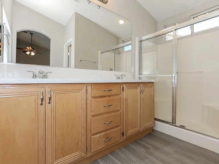 1922 Desert Sage Ave — Photo 10
