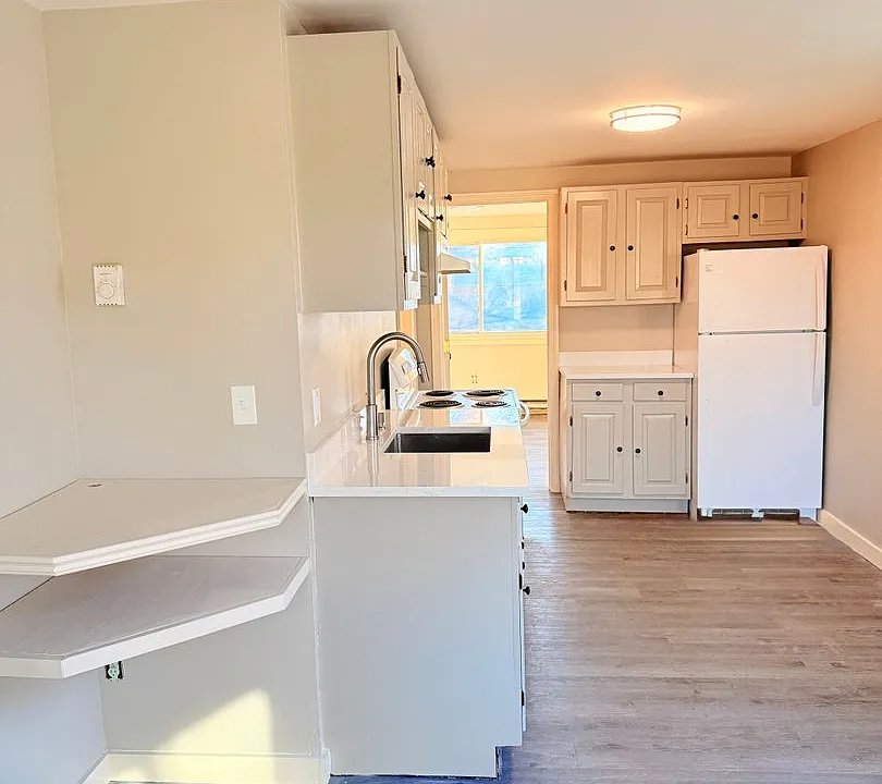 Pet-friendly Apartments for Rent in Hartford, VT!