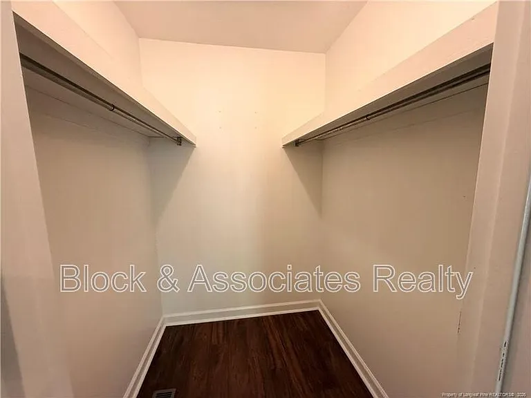46 Shadow Dr — Photo 6