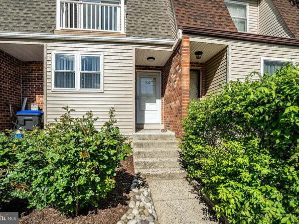 82 Kelmar Ave, Frazer, PA 19355