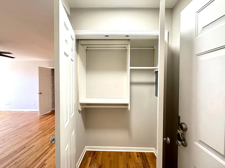 800 W Lill Ave #103 — Photo 4