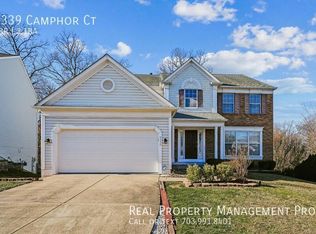 9339 Camphor Ct, Manassas, VA 20110