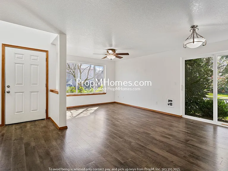 2203 Sam Parrett Dr — Photo 4