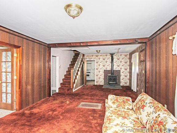 5th image of 1416 E University Ave
