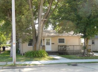 2513 Hamilton Ave, Racine, WI 53403