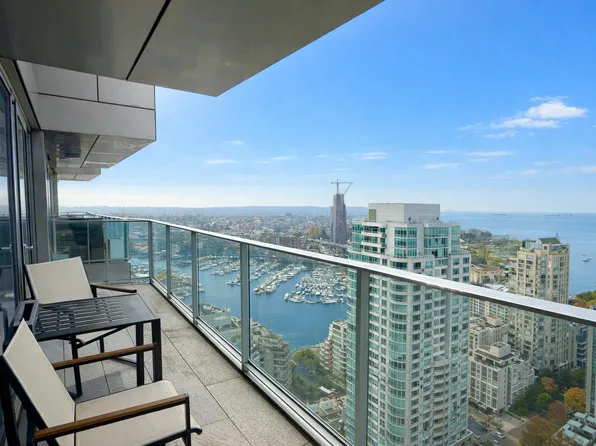 1480 Howe St #3605, Vancouver, BC V6Z 0G5