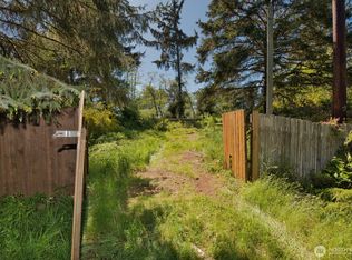 2461 State Route 109, Ocean Shores, WA 98569