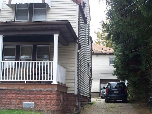 Drive to parking space