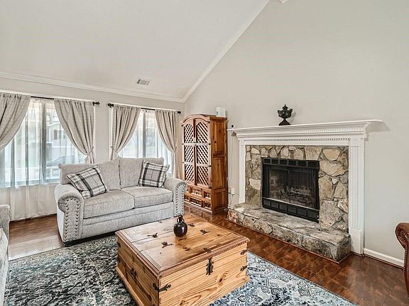 5th image of 5182 Station Cir