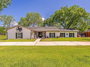 5111 Brookside Rd, Brookside Village, TX 77581