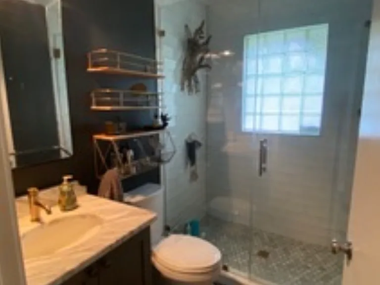 4901 Pershing Ave — Photo 2