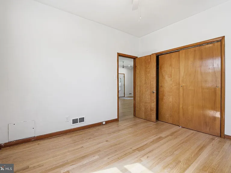 2301 Bayside Dr — Photo 17