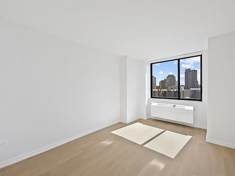 75 W End Ave #P18D — Photo 9