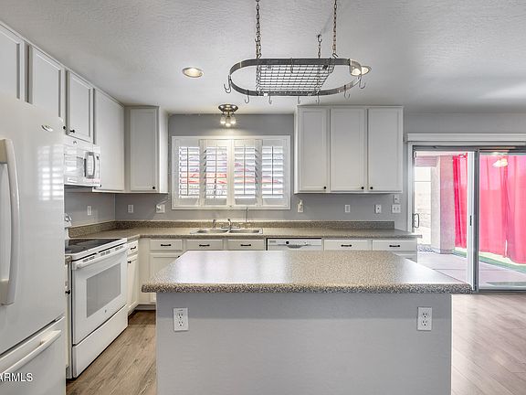 4th image of 45722 W BARBARA Lane
