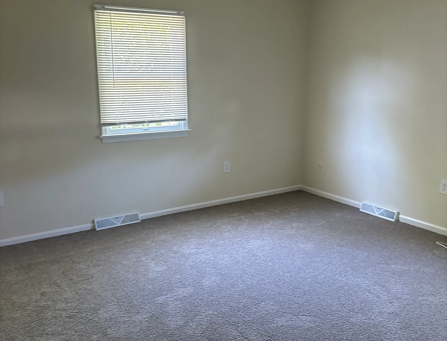 2 bed, $1,650 — Photo 4