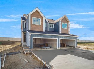 20915 24th Ave NW, Edmonton, AB T6T2E4