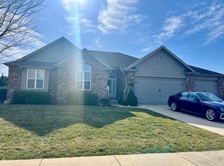 403 Castle Rock Dr, Monticello, IL 61856