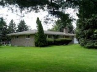 1765 Oakwood Ave, Adrian, MI