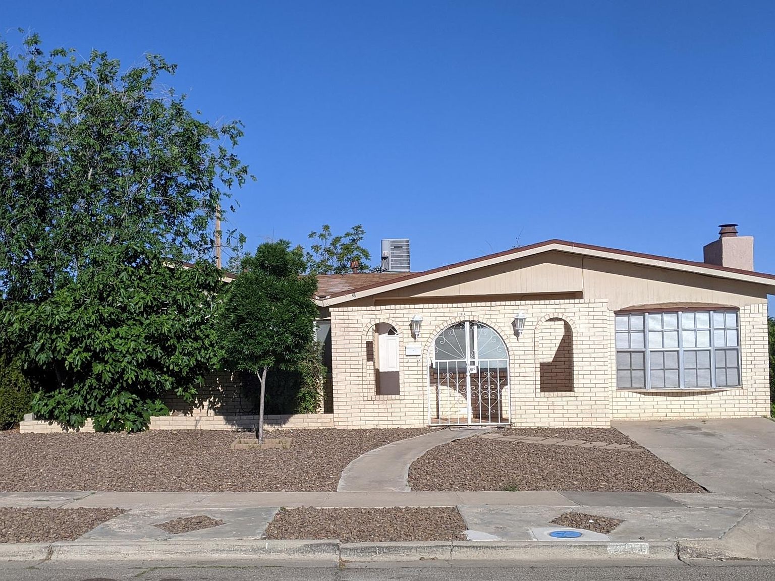 2213 Abril Dr, El Paso, TX 79935 | Zillow