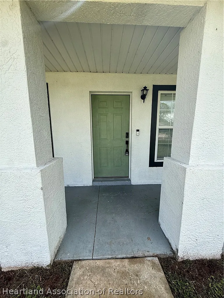 2 bed, 2.0 bath, 1036 sqft, $1,400 — Photo 2