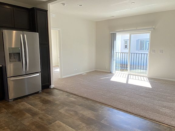 4th image of 10014 Golden Shore Dr #341