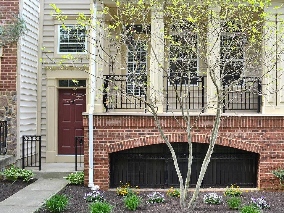 2nd image of 7207 Phelps Hill Ct